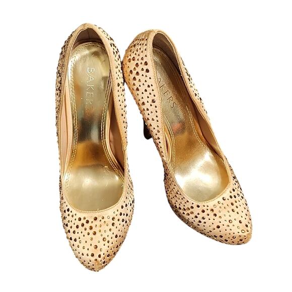 Bakers Palaace Platform Heels - Taupe Sz. 7M NWOT - Picture 2 of 15